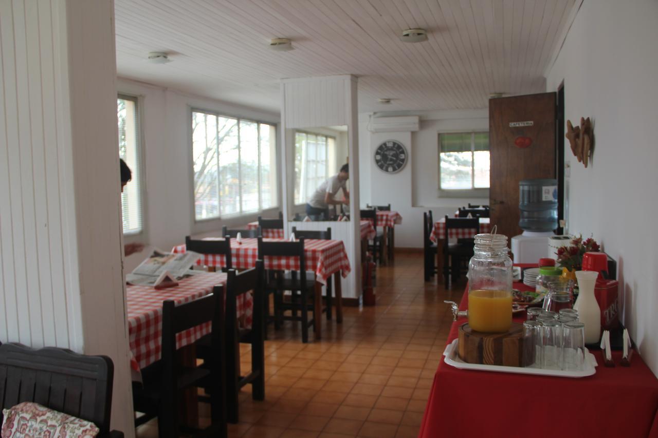 Hotel Vuelta Del Ombu Gobernador Virasora 外观 照片