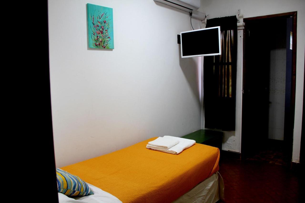 Hotel Vuelta Del Ombu Gobernador Virasora 外观 照片
