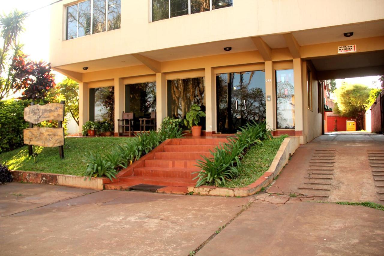 Hotel Vuelta Del Ombu Gobernador Virasora 外观 照片
